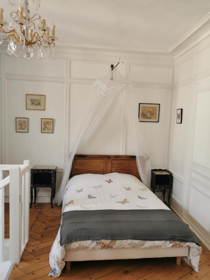 Les Papillons De St Leonard Appartement Honfleur Buitenkant foto