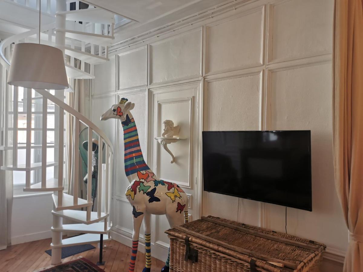 Les Papillons De St Leonard Appartement Honfleur Buitenkant foto